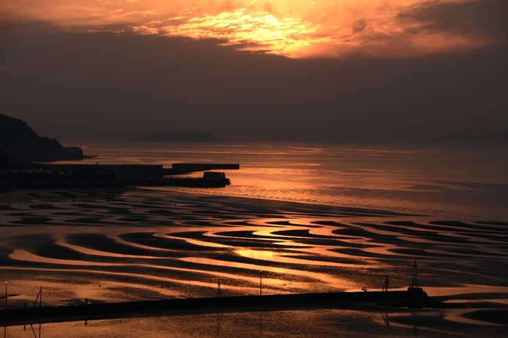 御輿来海岸の夕暮れ