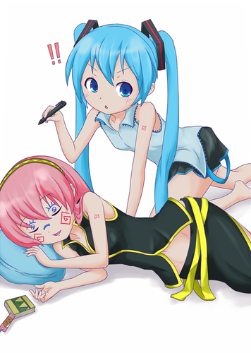 誰かの顔に落書きしている初音ミク