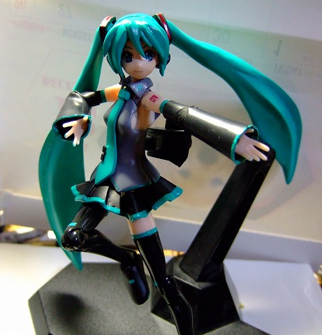 動くミク