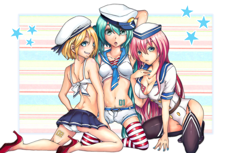水兵さんっぽい3人