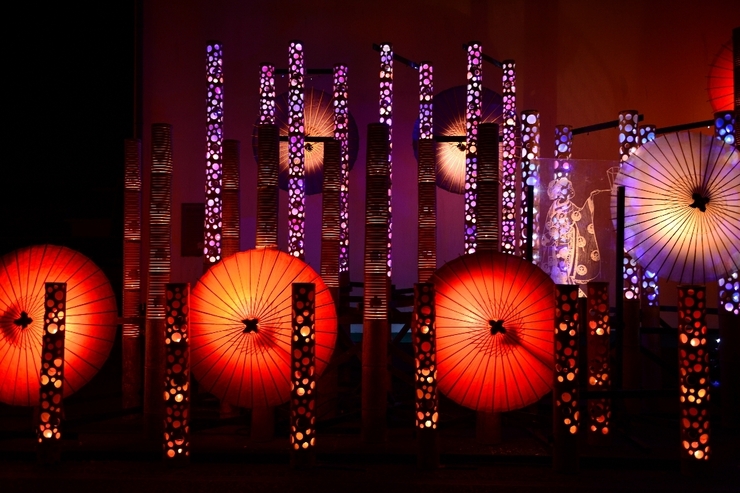 百華百彩広場