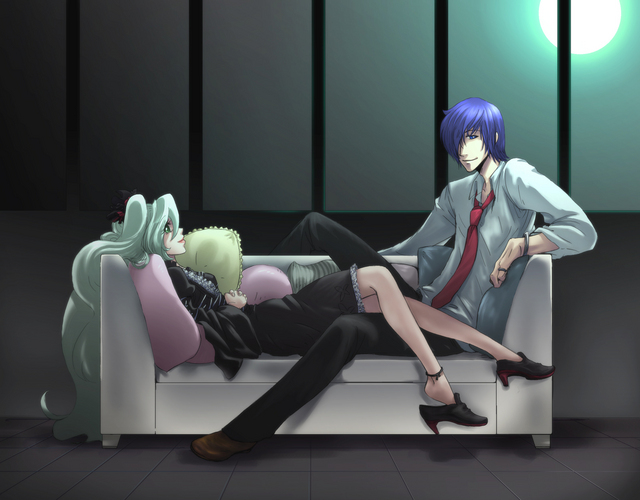 ミクとカイトとソファーと夜