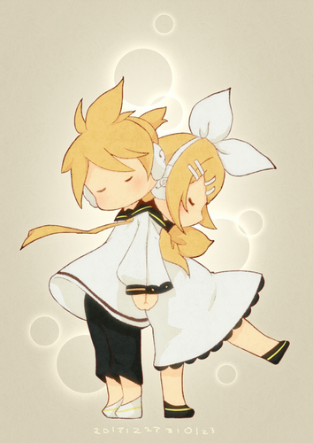 鏡音誕