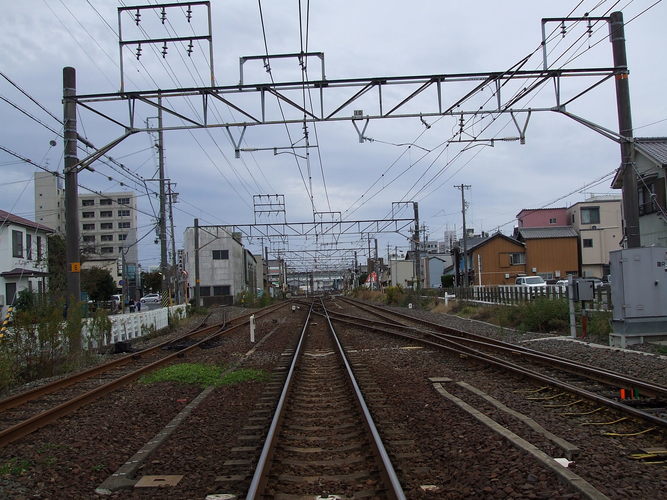 線路は続く