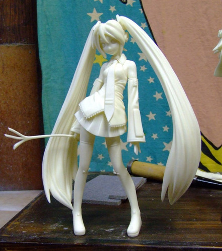 初音ミク一号【塗装前キャスト地】