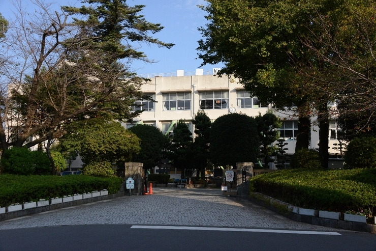 学校正門