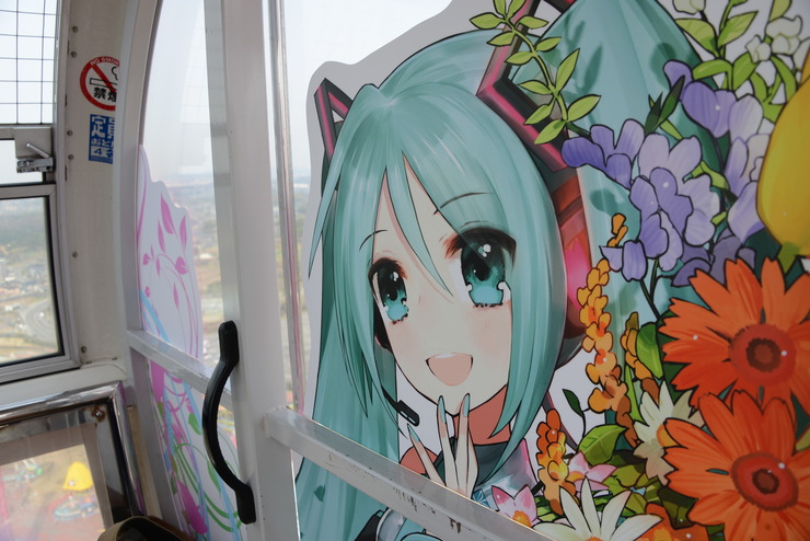 グリーンランドの初音ミクラッピング観覧車
