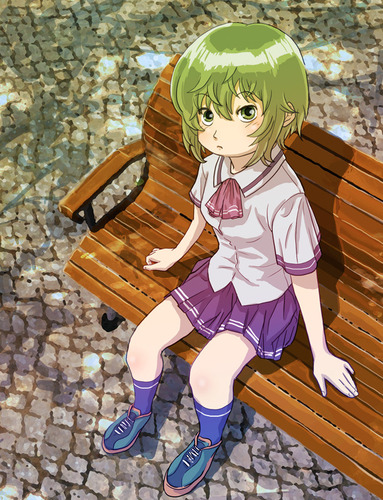 つったってないで座ればいいじゃん