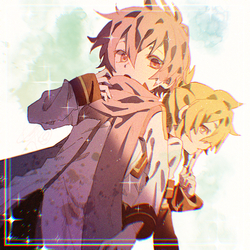 口元そっと添えて