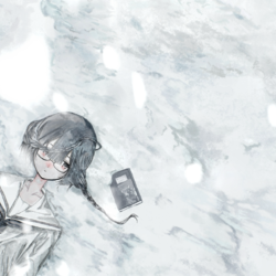 静かなあの娘に夏は暑すぎる