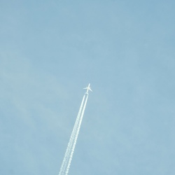 飛行機雲